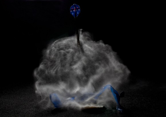 Vicki Moritz - Balloon with flour